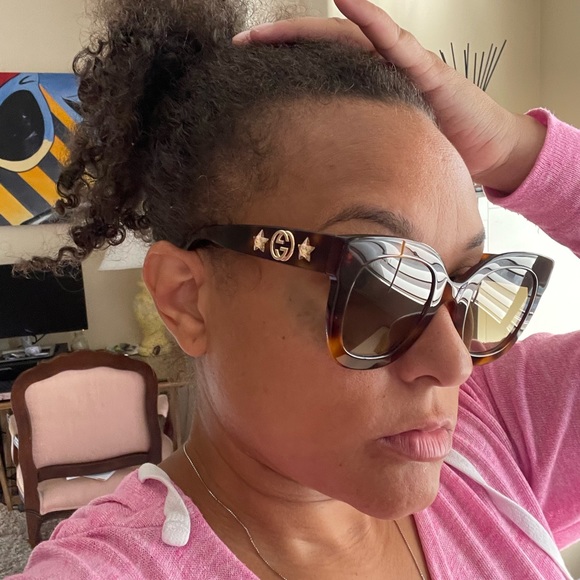 Oversized Star Studded Sunglasses - Picture 2 of 8